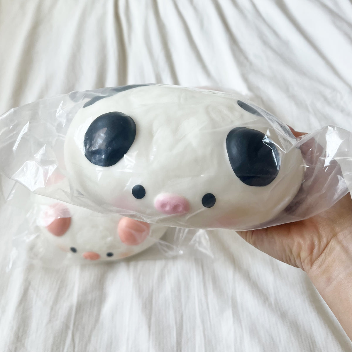 moozy extra jumbo pig squishy