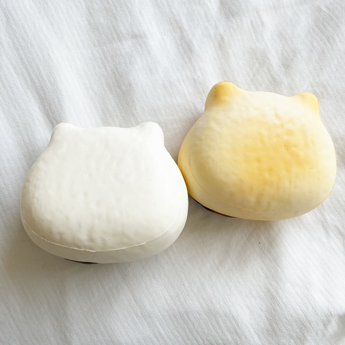 bingbing cat mochi cookie squishy